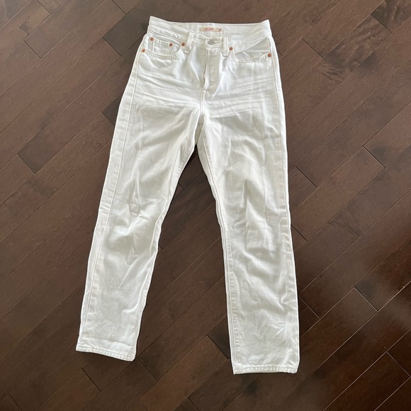 LEVI’S Wedgie Straight jeans white Size 25 - Picture 1 of 3